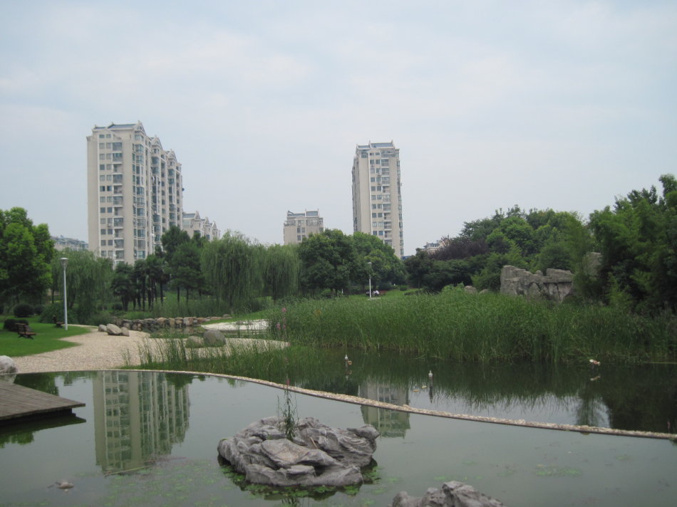 张家港暨阳湖生态园健身步道之镜湖步道